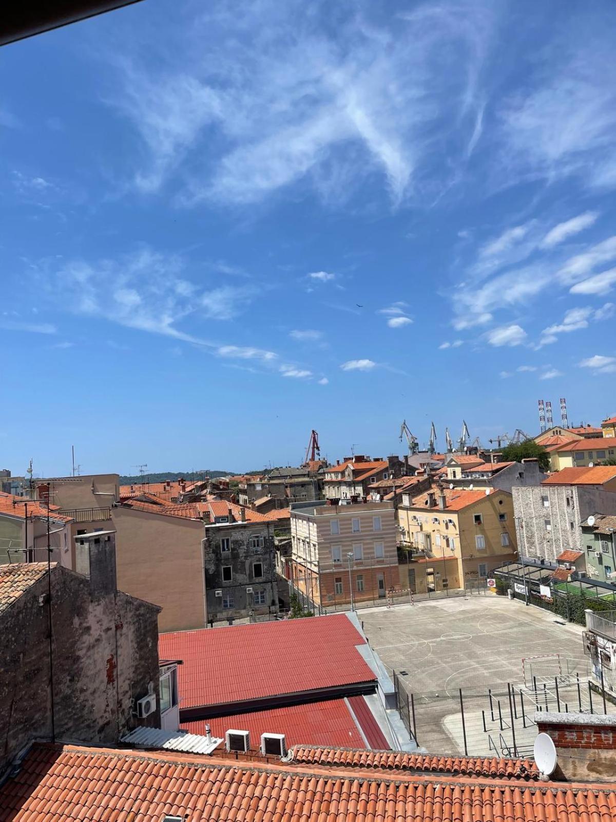 Dejan Apartment-Top Centar PUY Exterior foto